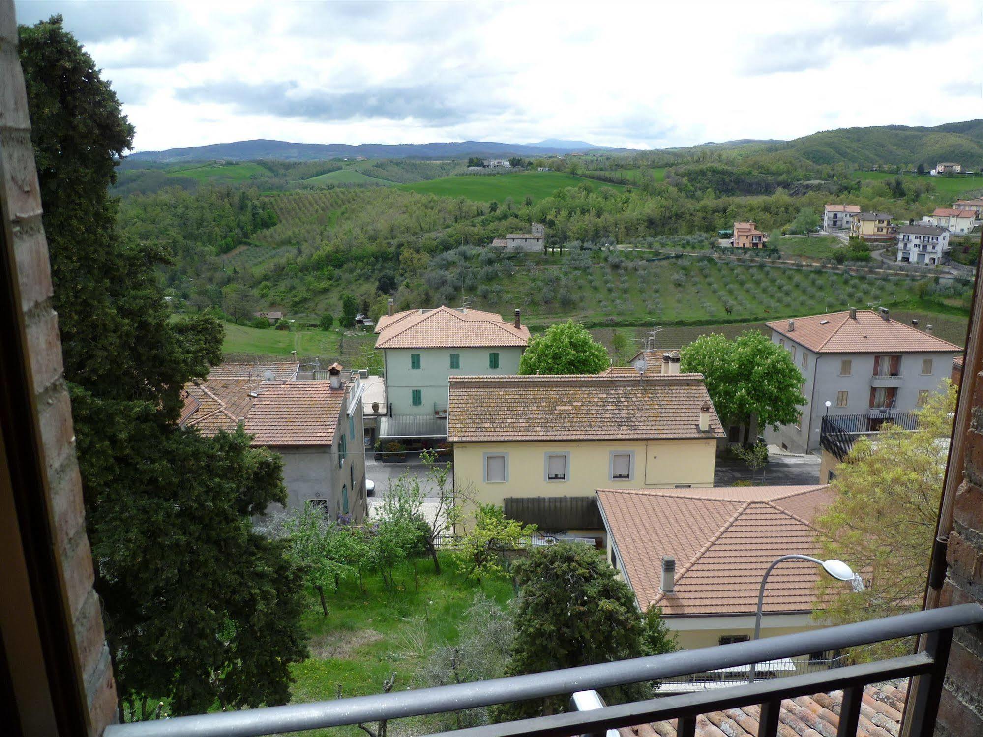 Relais Villa Valentini San Venanzo Esterno foto